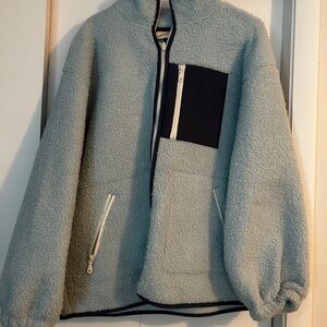 Universal Thread Gray and White Fleece Jacket